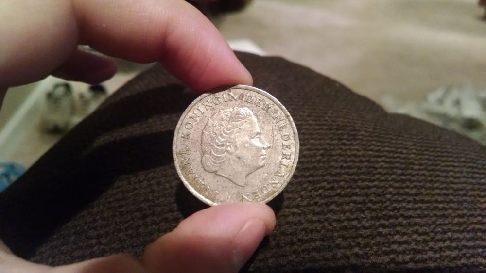 Found-This-While-CRH-Halves...-Is-It-Silver?